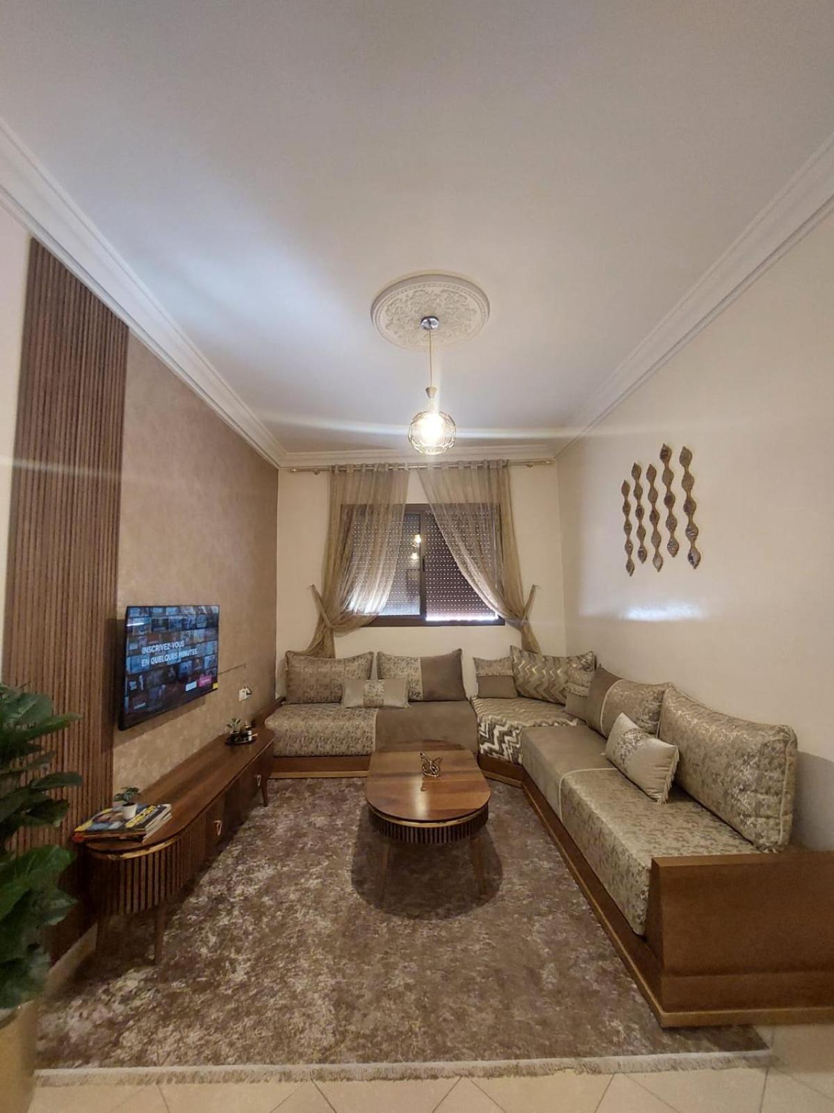Charite Host Appartement , Wifi Et Parking Gratuit Agadir Exterior photo